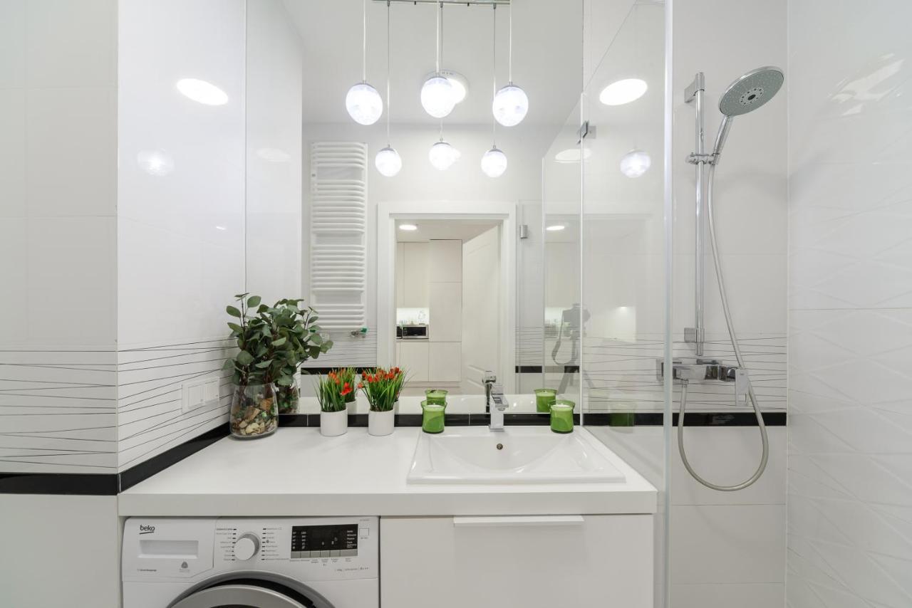 ורשה Luxury Apartment On Grzybowska Street מראה חיצוני תמונה