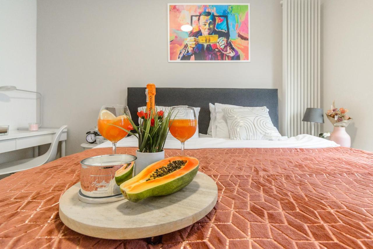 ורשה Luxury Apartment On Grzybowska Street מראה חיצוני תמונה
